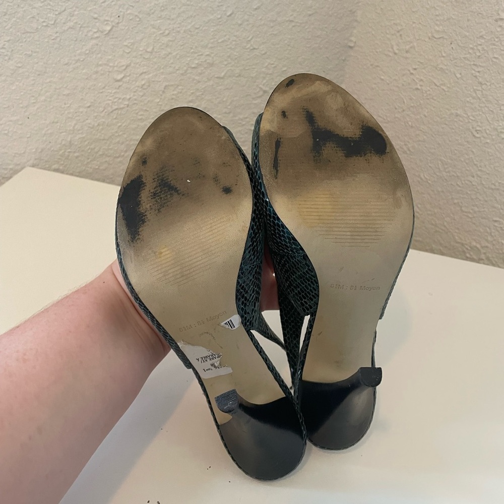 GUESS sling back sandal heels - Picture 7 of 10